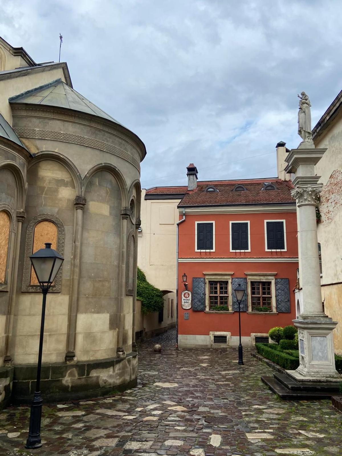Apartments Of Lesya Ukrainka St. 25 Lviv Extérieur photo